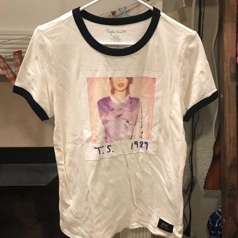 Taylor Swift bundle